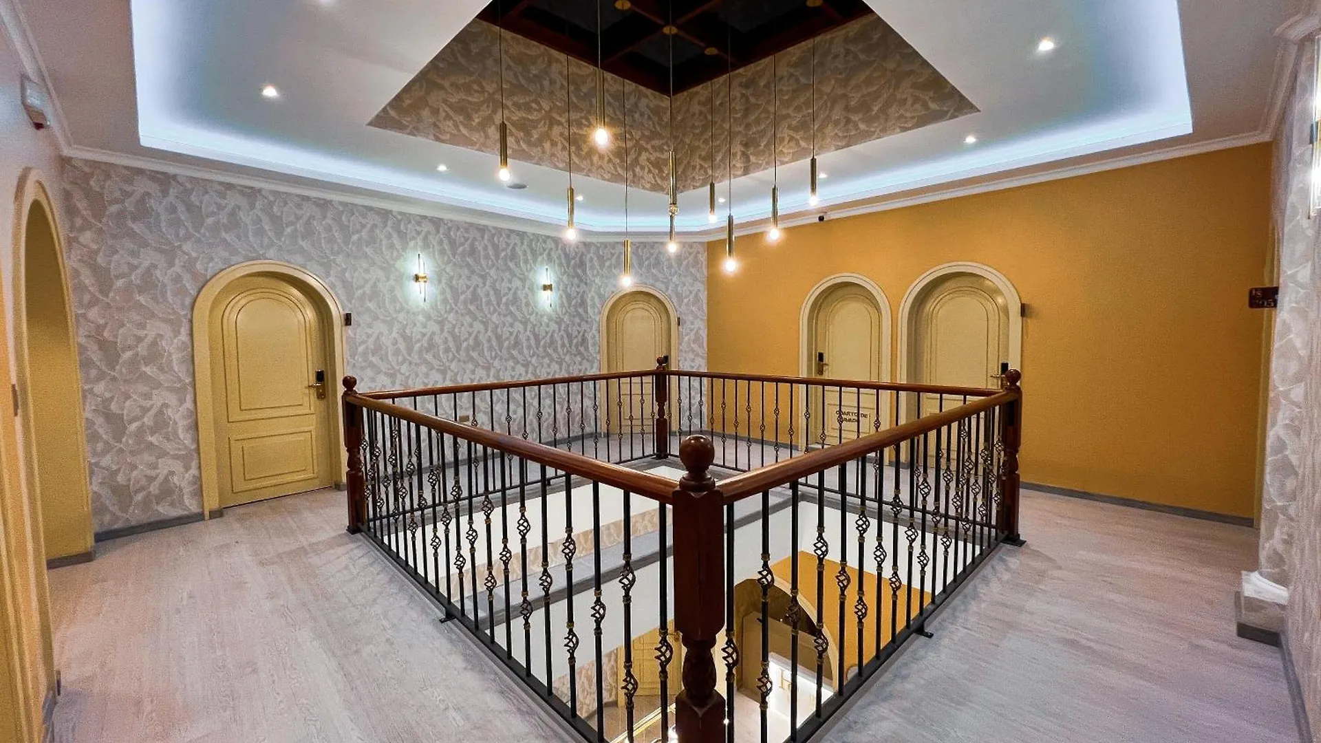 Hotel Sucre Quito Ecuador