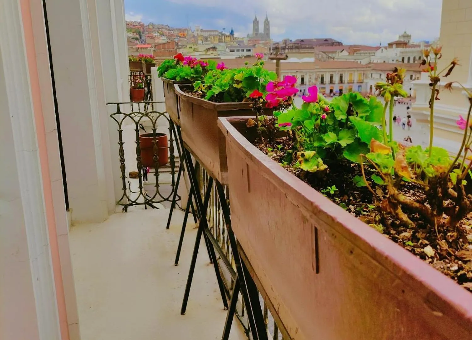 ***  Hotel Sucre Quito Ecuador
